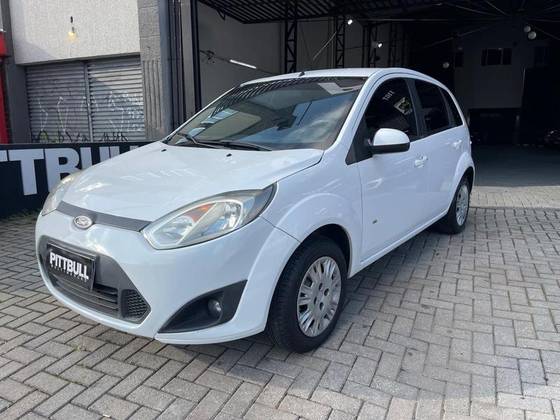 FORD FIESTA 1.6 ROCAM HATCH 8V FLEX 4P MANUAL FORD FIESTA 1.6 ROCAM HATCH 8V FLEX 4P MANUAL
